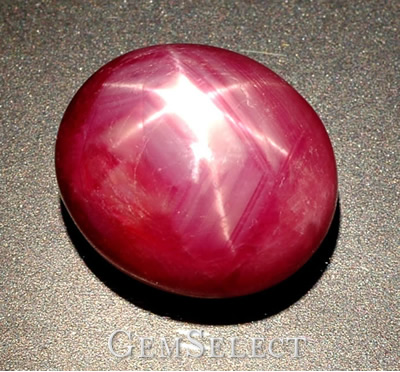 نجمة روبي الطبيعية في GemSelect