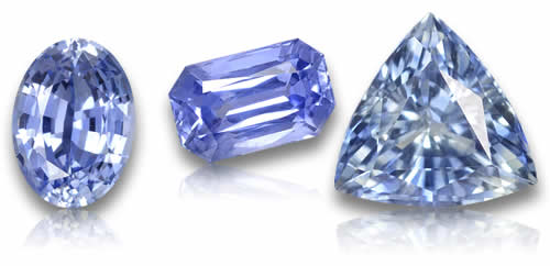 أحجار كريمة من الياقوت الأزرق الفاتح