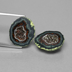 أحجار جيود عقيق متعدد الألوان طبيعية، شكل خيالي، غير شفاف، وزنها  قيراط