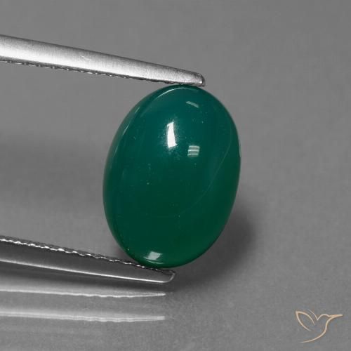 3.69ct طبيعي أخضر داكن متوسط عقيق, بيضوي, نصف شفاف