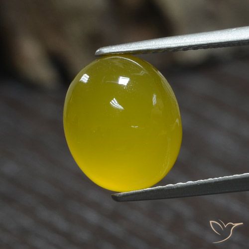 4.39ct طبيعي أصفر فاتح-متوسط عقيق, بيضوي, نصف شفاف