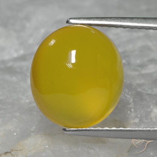 5.33ct طبيعي ذهبى مصفر عقيق, بيضوي, نصف شفاف