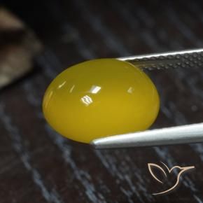 عقيق ذهبى مصفر طبيعي، قصة بيضاوى، 4.70 قيراط، نصف شفاف