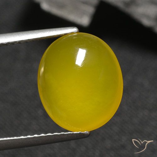 4.04ct طبيعي ذهبى مصفر عقيق, بيضوي, نصف شفاف