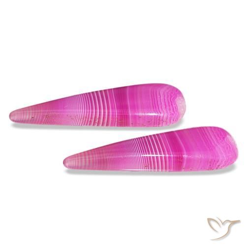 أحجار عقيق متعدد الألوان طبيعية، شكل الكمثرى، نصف شفاف، وزنها 24.65 قيراط