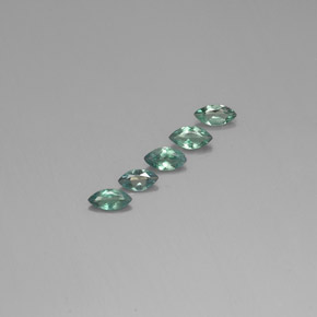 أحجار الكسندريت أخضر/أحمر طبيعية، ماركيز، قليلا جدا، وزنها  قيراط