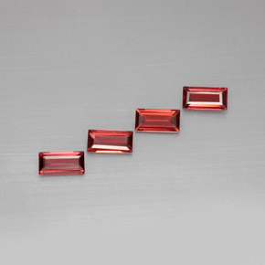 أحجار عقيق الألماندين أحمر طبيعية، باجيت، VVS-VS، وزنها  قيراط