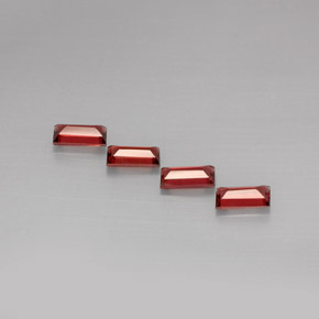 أحجار عقيق الألماندين أحمر طبيعية، باجيت، VVS-VS، وزنها  قيراط