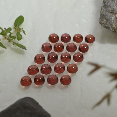 أحجار عقيق الألماندين أحمر النبيذ طبيعية، قصة دائرى، شفاف، وزنها 4.32 قيراط