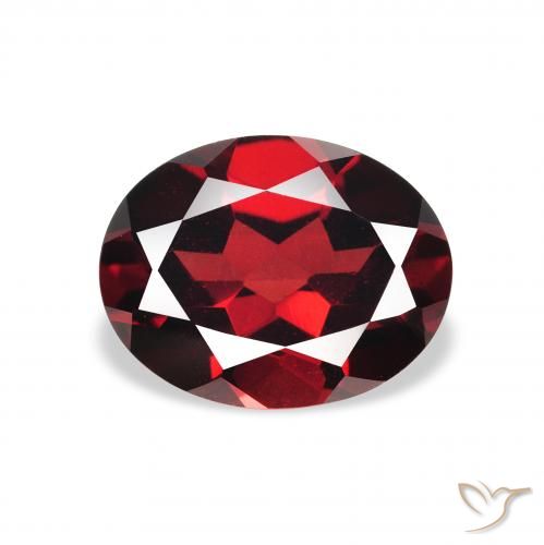 2.32ct طبيعي احمر غامق عقيق الألماندين, بيضوي, قليلا جدا