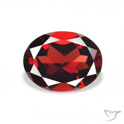 1.99ct طبيعي أحمر غامق عقيق الألماندين, بيضوي, قليلا جدا