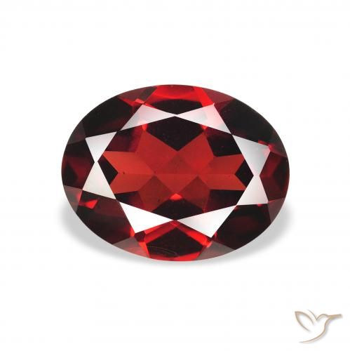 2.22ct طبيعي أحمر غامق عقيق الألماندين, بيضوي, قليلا جدا