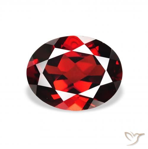 2.38ct طبيعي أحمر دموى غامق عقيق الألماندين, بيضوي, قليلا جدا