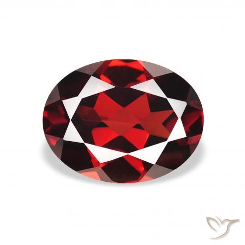 2.15ct طبيعي أحمر دموى غامق عقيق الألماندين, بيضوي, قليلا جدا