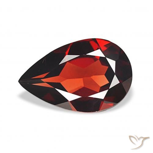 2.71ct أحمر دموى غامق عقيق الألماندين, شكل الكمثرى, قليلا جدا
