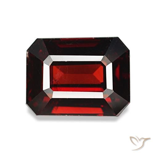 3.32ct أحمر جارنيت ألماندين, قص الزمرد, قليلا جدا