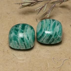 أحجار امازونيت أخضر داكن-متوسط طبيعية، قطع وسادة، غير شفاف، وزنها 13.16 قيراط