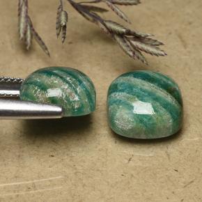 أحجار امازونيت أخضر رائع طبيعية، قطع وسادة، غير شفاف، وزنها 9.30 قيراط