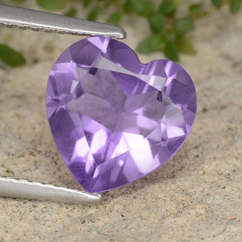 2.76ct طبيعي بنفسجى متوسط جمشت, قلب, قليلا جدا