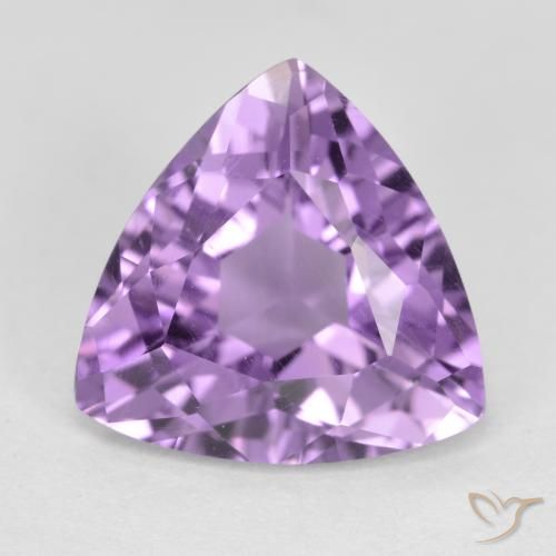 2.67ct طبيعي بنفسجى سوسنى جمشت, مثلثى, قليلا جدا