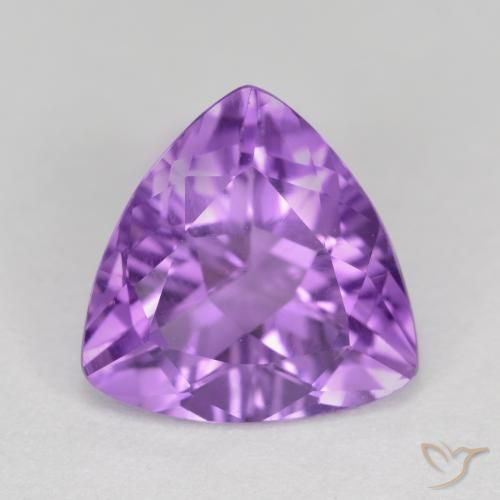 2.61ct طبيعي بنفسجى داكن-متوسط جمشت, مثلثى, قليلا جدا