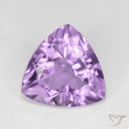 2.67ct طبيعي بنفسجى متوسط جمشت, مثلثى, قليلا جدا