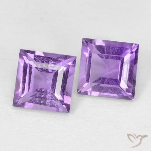 أحجار جمشت Medium Dark-Violet طبيعية، مربع، VVS-VS، وزنها 0.87 قيراط