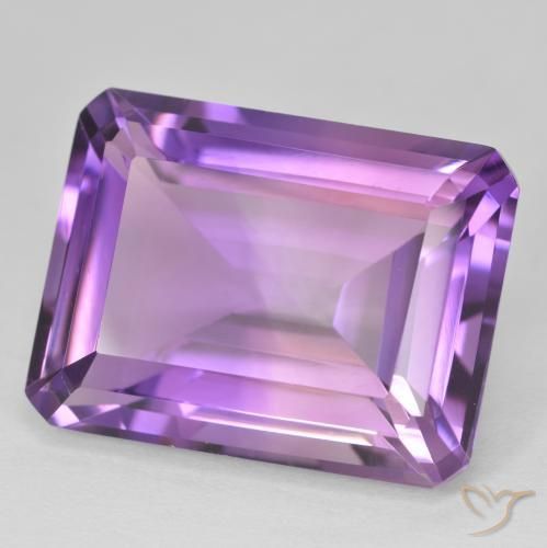 جمشت Medium Light Purplish-Violet طبيعي، ثمانى / قصة زمرد، 21.90 قيراط، VVS