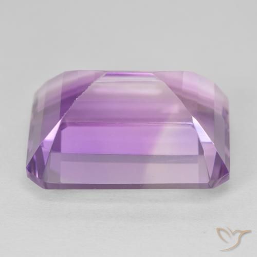 جمشت Medium Light Purplish-Violet طبيعي، ثمانى / قصة زمرد، 24.01 قيراط، VVS