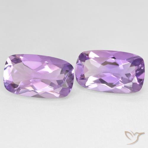 أحجار جمشت Medium Light Purplish-Violet طبيعية، وسادة، قليلا جدا، وزنها 10.83 قيراط