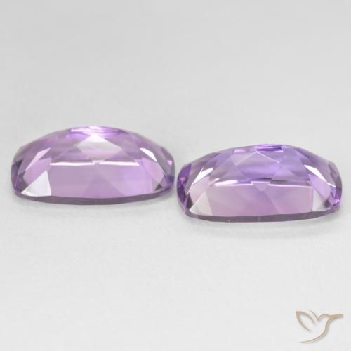 أحجار جمشت Medium Light Purplish-Violet طبيعية، وسادة، قليلا جدا، وزنها 10.83 قيراط