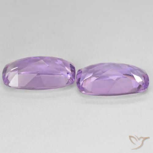 أحجار جمشت Medium Light Purplish-Violet طبيعية، وسادة، VVS-VS، وزنها 11.23 قيراط