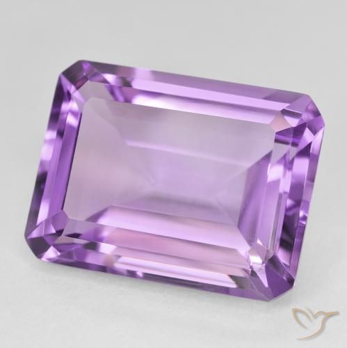 جمشت Medium Light Purplish-Violet طبيعي، ثمانى / قصة زمرد، 21.63 قيراط، VVS