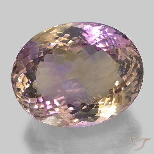 52.90ct طبيعي ثنائية اللون أميترين, بيضوي, VVS