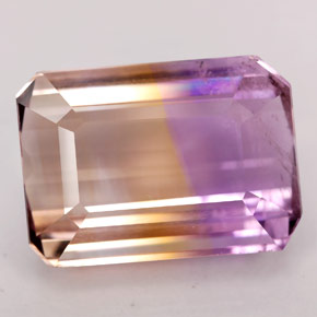 أمترين طبيعي بلون Violet Golden، وزن ‎16.32‎ قيراط، شكل قص الزمرد، مقاس ‎17.6x12.5‎ مم