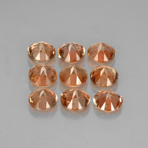 أحجار أندلوسيت متعدد الألوان طبيعية، قصة دائرى، قليلا جدا، وزنها  قيراط