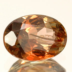 اندلوسيت متعدد الألوان طبيعي، قصة بيضاوى، 0.56 قيراط، VVS-VS