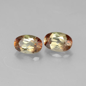 أحجار اندلوسيت متعدد الألوان طبيعية، قصة بيضاوى، قليلا جدا، وزنها  قيراط