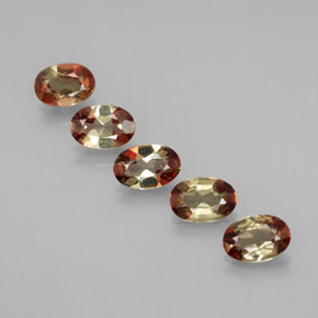 أحجار اندلوسيت متعدد الألوان طبيعية، قصة بيضاوى، قليلا جدا، وزنها  قيراط