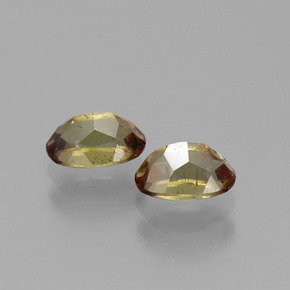 أحجار اندلوسيت متعدد الألوان طبيعية، قصة بيضاوى، قليلا جدا، وزنها  قيراط