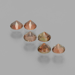 أحجار اندلوسيت متعدد الألوان طبيعية، قصة دائرى، قليلا جدا، وزنها 1.17 قيراط