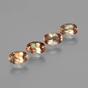 أحجار اندلوسيت متعدد الألوان طبيعية، قصة بيضاوى، قليلا جدا، وزنها  قيراط