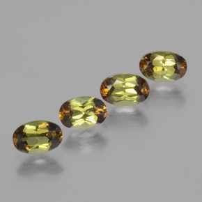 أحجار اندلوسيت متعدد الألوان طبيعية، قصة بيضاوى، قليلا جدا، وزنها 2.12 قيراط