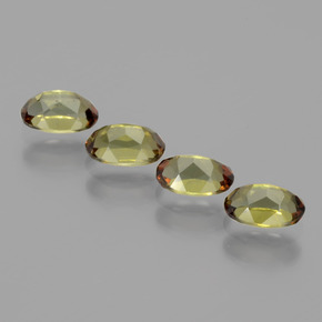 أحجار اندلوسيت متعدد الألوان طبيعية، قصة بيضاوى، قليلا جدا، وزنها 2.12 قيراط