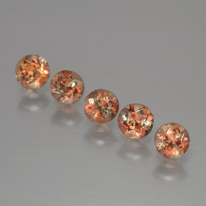 أحجار اندلوسيت متعدد الألوان طبيعية، قصة دائرى، قليلا جدا، وزنها 1.58 قيراط