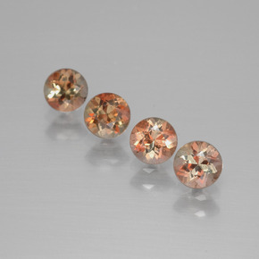 أحجار اندلوسيت متعدد الألوان طبيعية، قصة دائرى، قليلا جدا، وزنها  قيراط