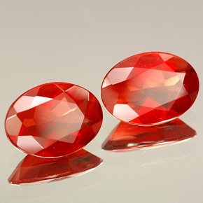 أحجار لابرادوريت أنديسين أحمر طبيعية، قصة بيضاوى، VVS، وزنها  قيراط