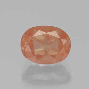أنديسين لابرادوريت طبيعي بلون برتقالي عسلي، وزن ‎1.86‎ قيراط، شكل شفاف، مقاس ‎9x7‎ مم