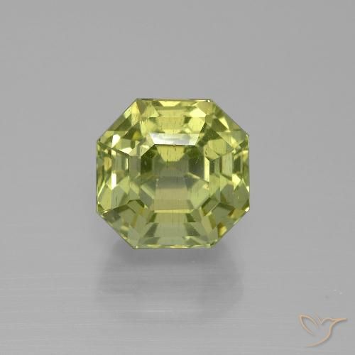 5.48ct طبيعي أصفر متوسط الأباتيت, قص الزمرد, قليلا جدا