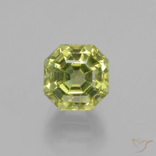 3.55ct طبيعي أخضر ترابى فاتح الأباتيت, قص الزمرد, قليلا جدا